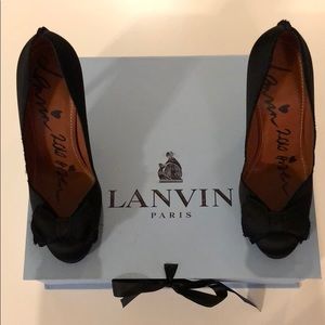 Lanvin 4 inch black satin pump with bow